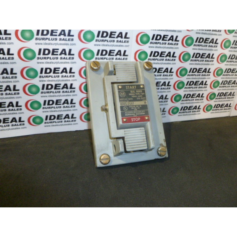 Allen Bradley 800S-2SA /M Push Button Station Standard Duty 600VAC