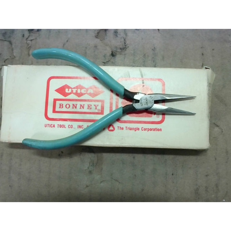 Bonney Utica Tool Co 22-4 1/2 Chain Nose Pliers 03550-00