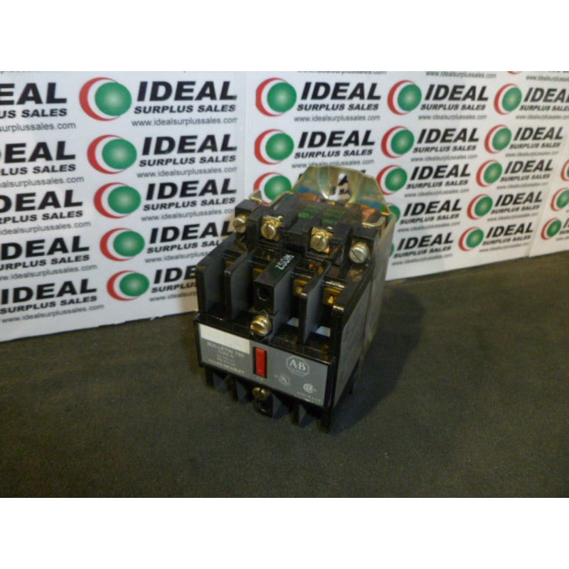 Allen Bradley  700-NPTA2  AC Relay With Pneumatic Time Delay 240V-60HZ/220V-50HZ Coil
