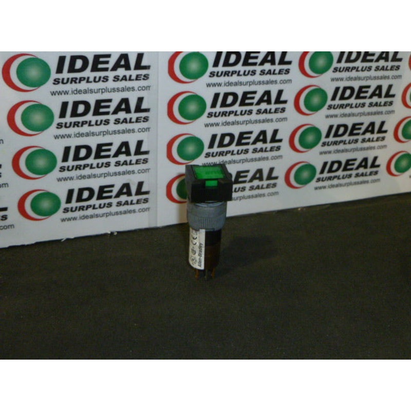 Allen Bradley  800A-T2FG24 Push Button Maintained Contact Green