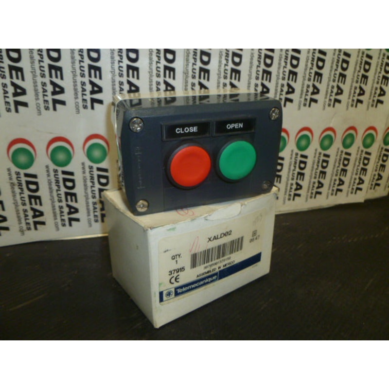 TELEMECANIQUE XALD02 BUTTON|Factory Sealed Packaging|New In Box|New No Box|Used|Reconditioned