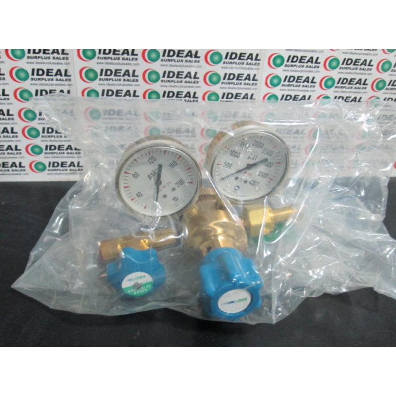 UNION CARBIDE UPE3150320 REGULATOR