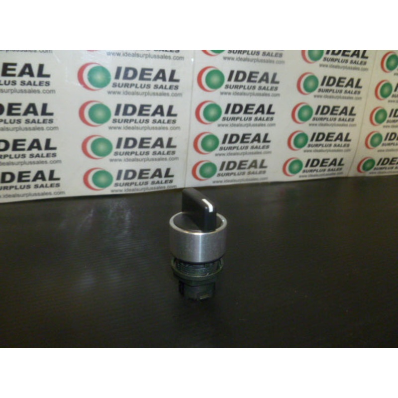 ALLEN BRADLEY 800EM-SB32 Black Selector Switch 3 Position