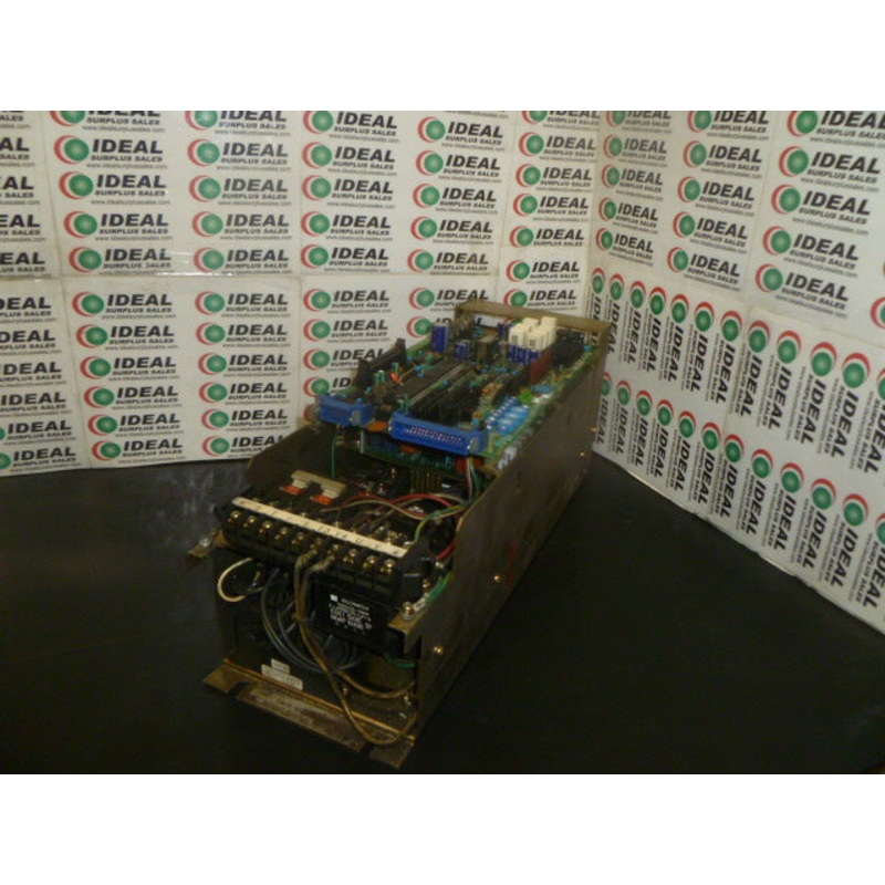YASKAWA ELEC CACRSR20BB1BF SERVO CONTROLLER