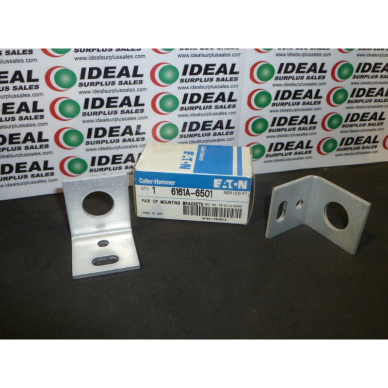 CUTLER-HAMMER  6161A-6501 – BRACKETS, 90 DEGREE, 18MM PHOTOELECTRIC SENSOR MOUNTING BRACKET