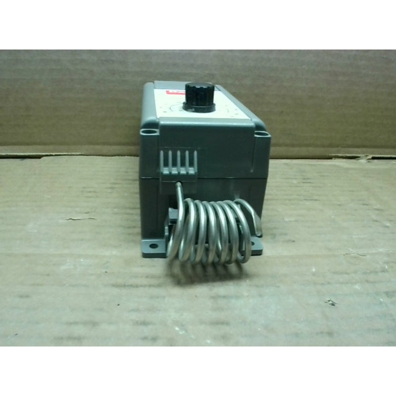 DAYTON 4LZ94 Line Volt Mechanical Tstat.