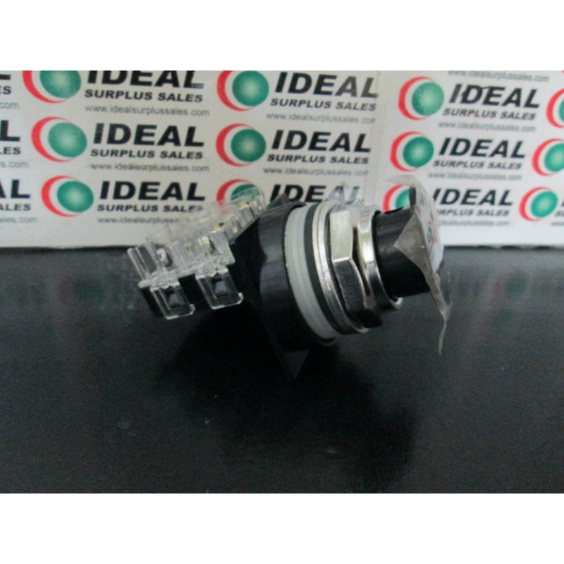 SWITCH, GENERAL ELECTRIC CR104PBM91B5, 35MM BLACK BUTTON, 1-NC 1-NO, HD OILTIGHT PUSH BUTTON