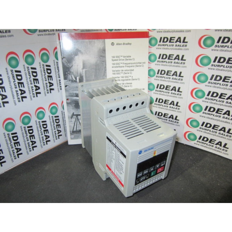 ALLEN-BRADLEY, 160-BA02NPS1P1 – SPEED CONTROLLER: 3/4HP, 380-460V AC 3 PHASE INPUT, OPEN STYLE, PRESET SPEED, PROGRAM KEYPAD