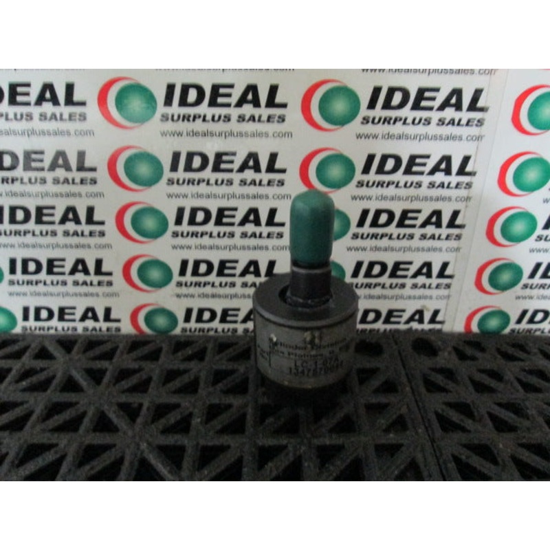 SKINNER LC107A COUPLING|Factory Sealed Packaging|New In Box|New No Box|Used|Reconditioned