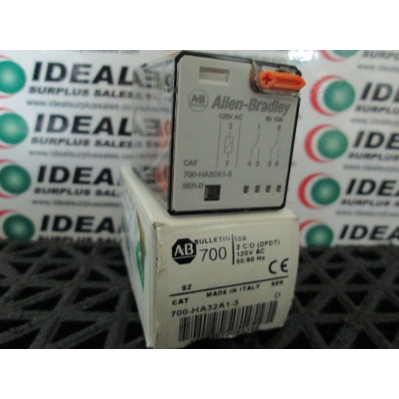 Allen Bradley  700-HA32A1-3 Control Relay 10A  DPDT  120VAC 50/60HZ