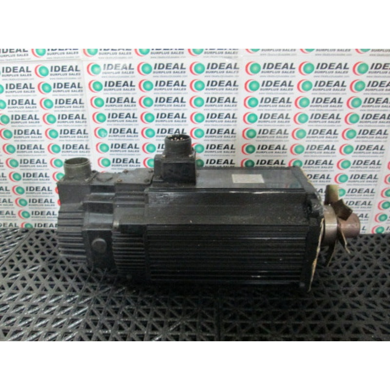 YASKAWA SGMG13AWAYR12 SERVO MOTOR