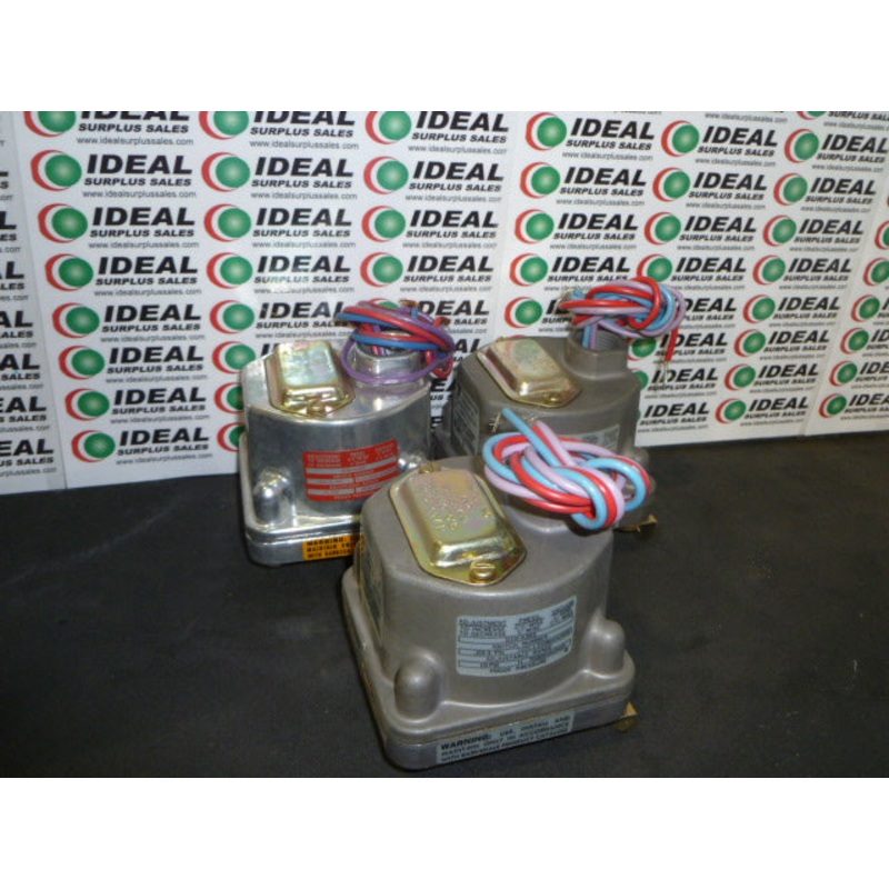 BARKSDALE D1HA3SS SWITCH|Factory Sealed Packaging|New In Box|New No Box|Used|Reconditioned