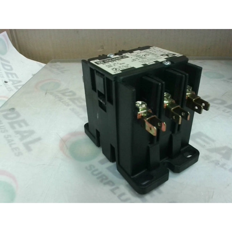 Square D 8910DPA23/A Contactor 35A  600V  3 Pole 120V Coil