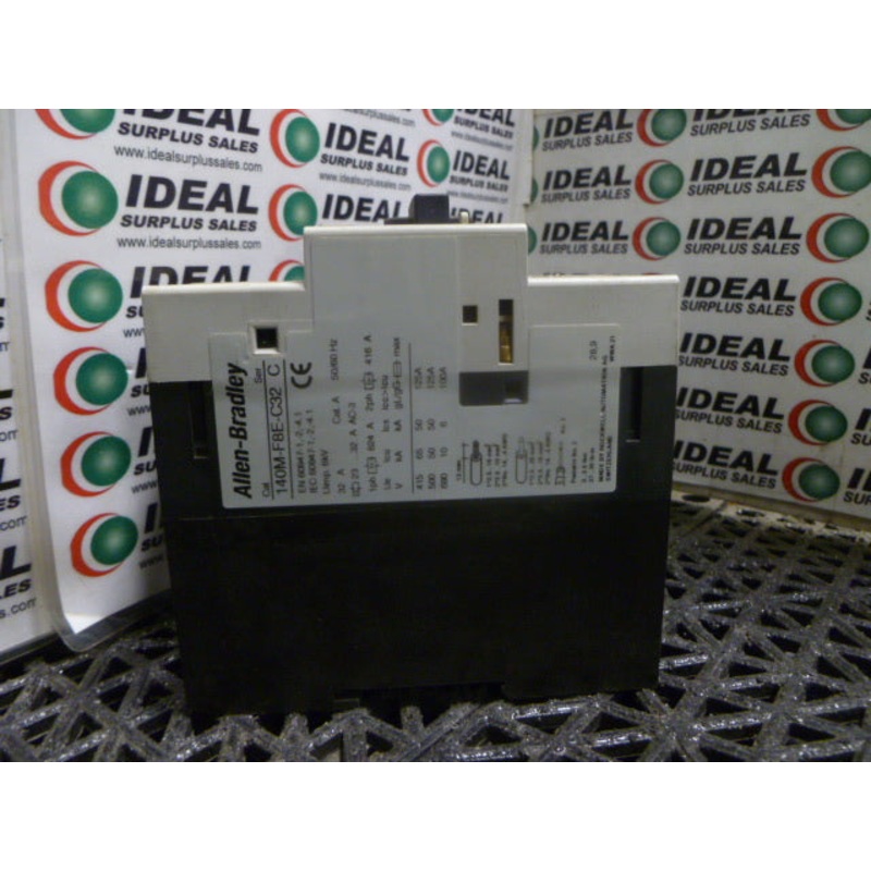 Allen Bradley 140M-F8E-C32 /C Circuit Breaker 3-Pole 23-32A