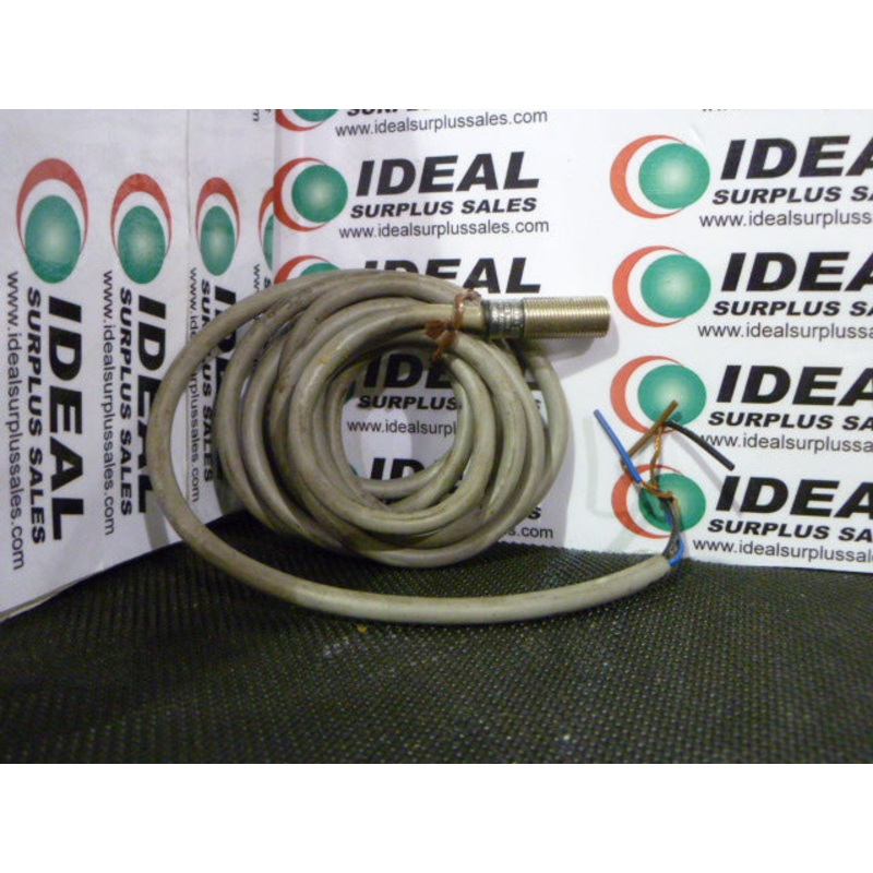 Square D 9006PJD111N Inductive Proximity Switch