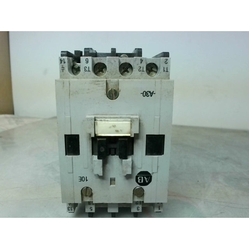 ALLEN BRADLEY 100A30N*3 /B Contractor Module 30A  600VAC