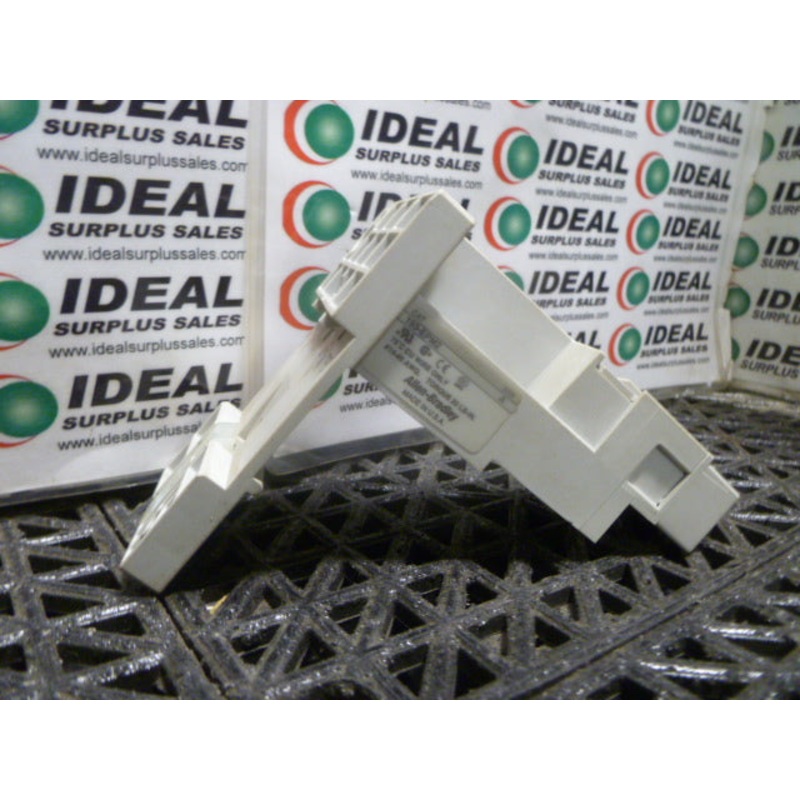 Allen Bradley 193-EPM2 DIN Rail Panel Adapter Series A
