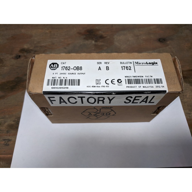 Allen Bradley 1762-OB8 /A MicroLogix 8 Point Digital Output Module Factory Sealed!