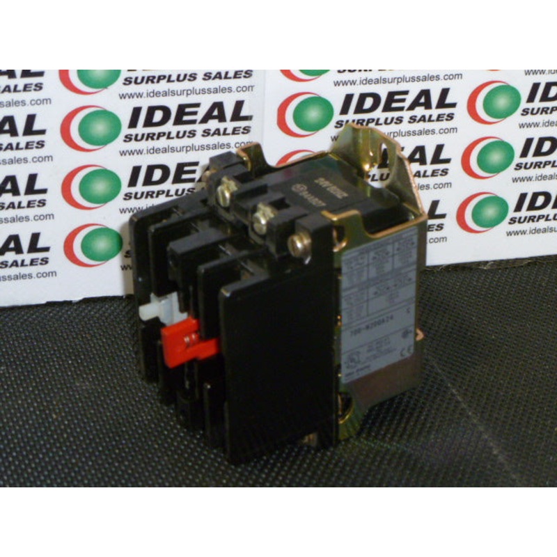 Allen Bradley  700-N200A24  Control Relay  2 N.O.  24V 60HZ