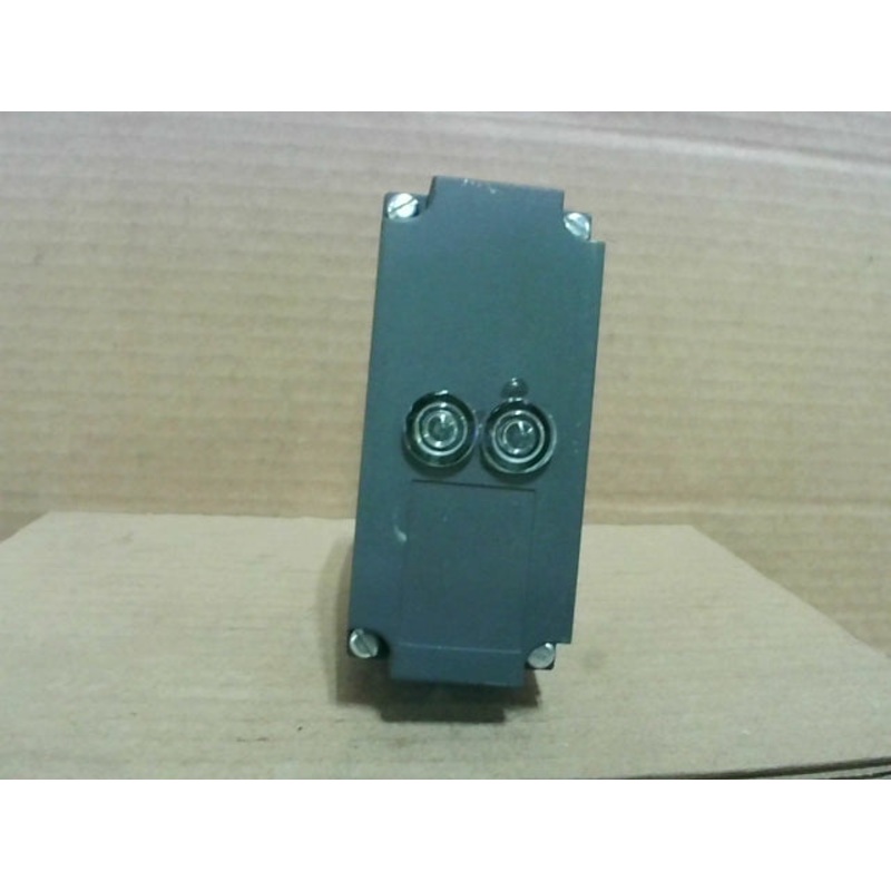Balluff BNS-816-B02-KHG-12-610-11 Proximity Switch BNS03E0