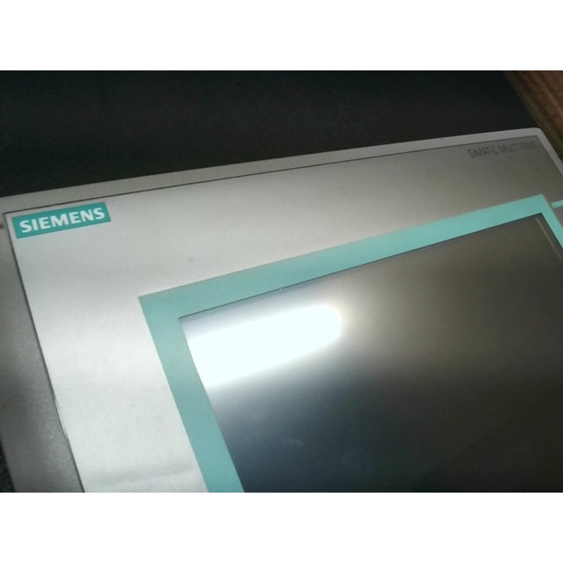 Siemens 6AV6-643-0CD01-1AX1 Touch Panel 10 Multi Panel HMI 24VDC