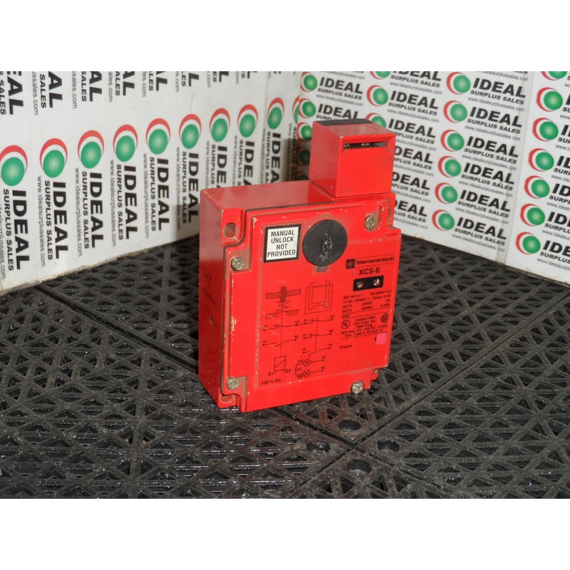 TELEMECANIQUE XCSE7313 SWITCH|Factory Sealed Packaging|New In Box|New No Box|Used|Reconditioned