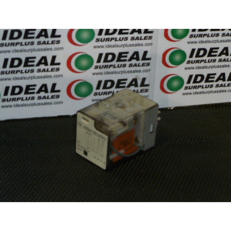 Allen Bradley  700-HA33A1-4  Control Relay 120VAC  50/60HZ