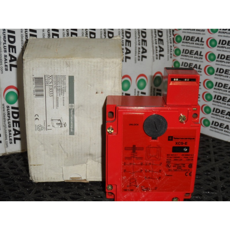 TELEMECANIQUE XCSE8333 LIMIT SWITCH