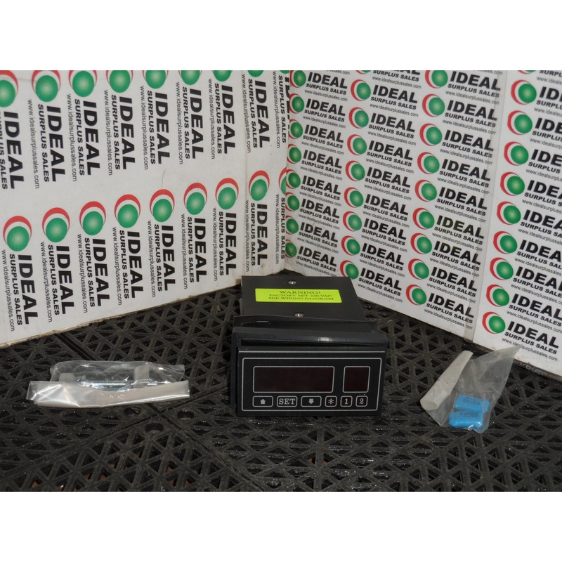 CONTROLLER, THERMALOGIC – DINFJ 32HD-N-N-106, TEMPERATURE INDICATOR CONTROLLER RANGE  32  TO 122F