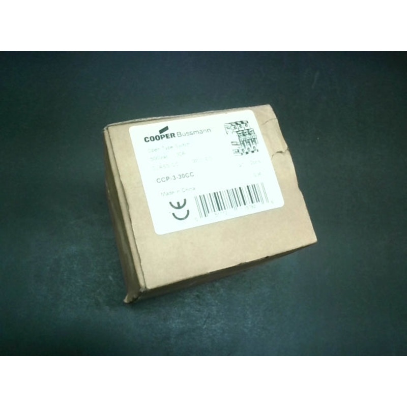 Cooper Bussmann CCP-3-30CC Open-Type Switch Fusible Disconnect 600VAC 30A 200kA