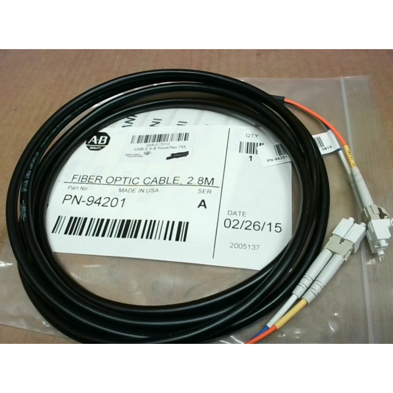 Allen Bradley PN-94201 Optic Cable 2.8 M New Loc BCG2