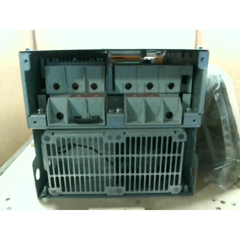 Schneider Electric ATV71HD22N4 30HP Variable Speed Drive Altivar 71 3PH 480V 22Kw