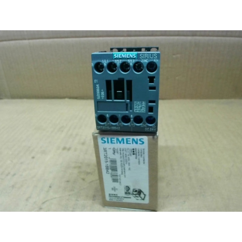 Siemens 3RT2015-1BB42 Contactor 24V AC-3e: 7A 400V 3KW 1NC