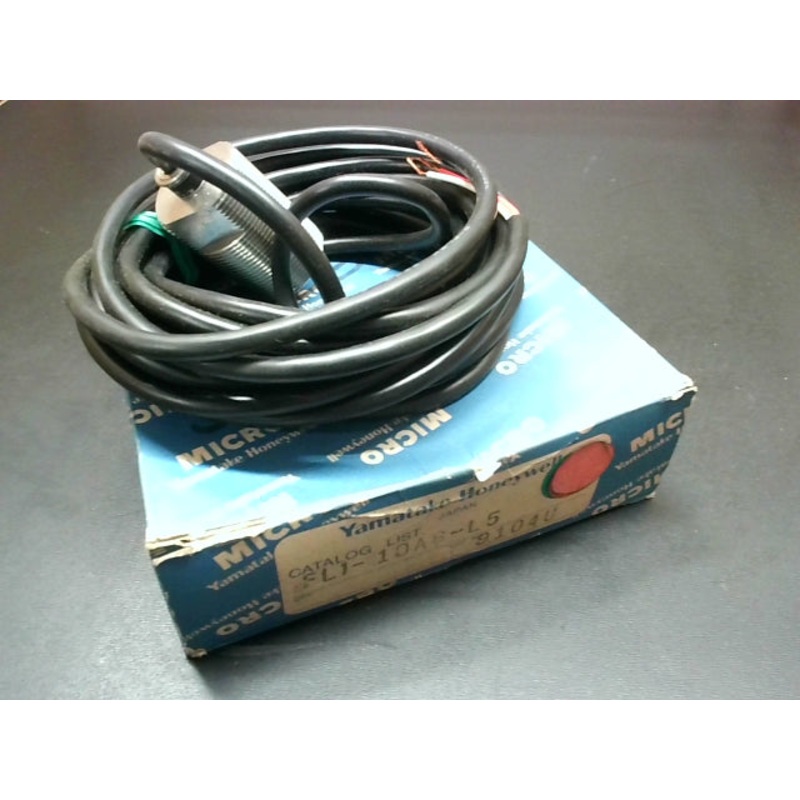 Yamatake Honeywell FL1-10A6-L5 Proximity Switch