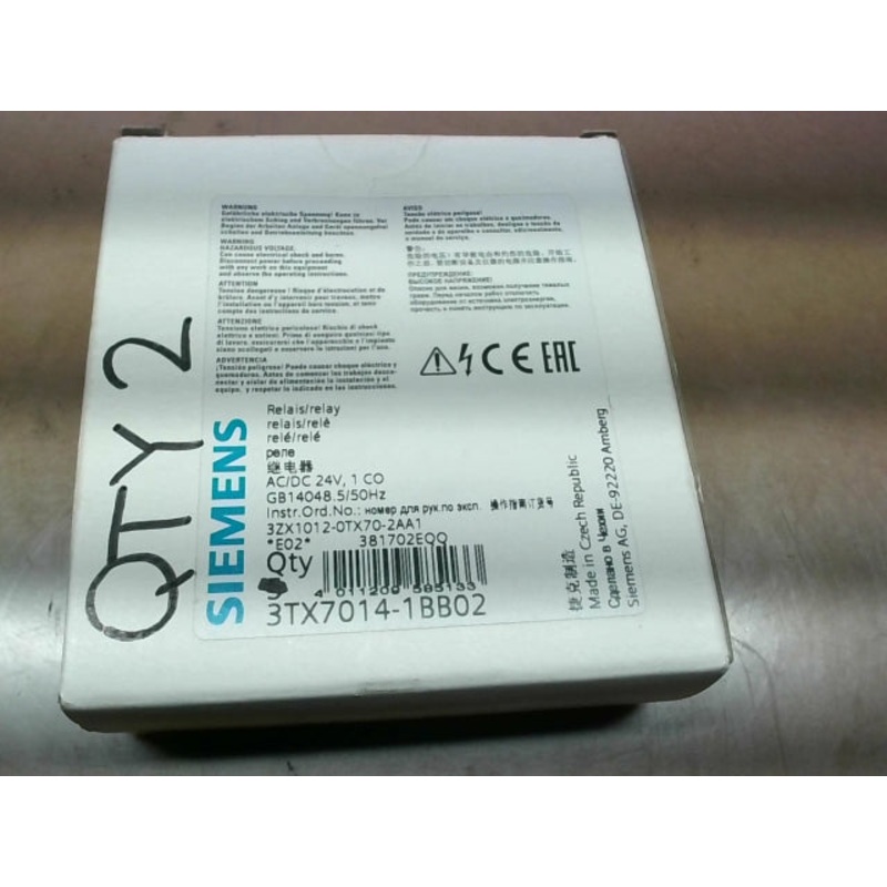 Siemens 3TX7014-1BB02 Input Coupler with Plug-in Relay 24V AC/DC Screw Terminal