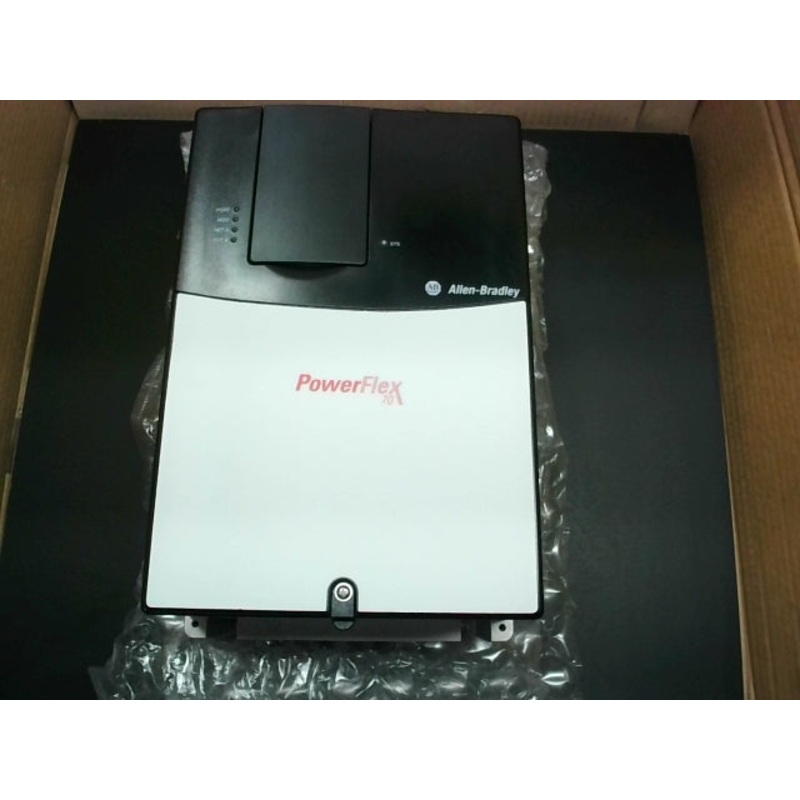 Allen Bradley 20AD022A0AYNANC0 /A 15HP PowerFlex 70 AC Drive 480VAC