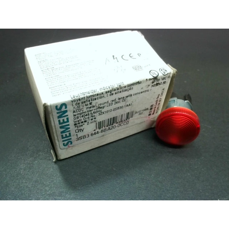 Siemens 3SB3 644-6BA50-0CC0 Red Indicatot Light 22MM