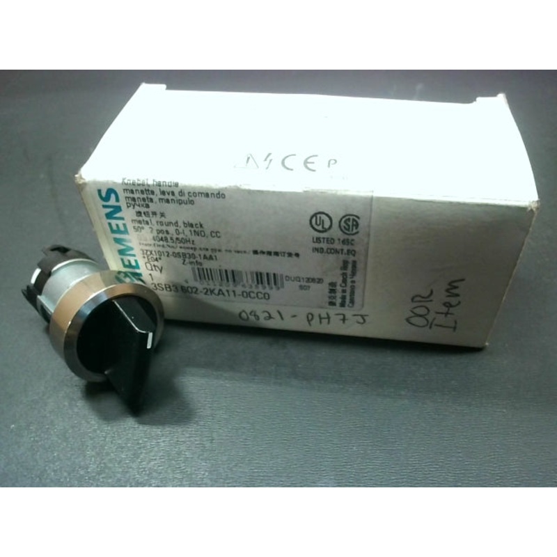 Siemens 3SB3602-2KA11-0CC0 Selector Switch Unit