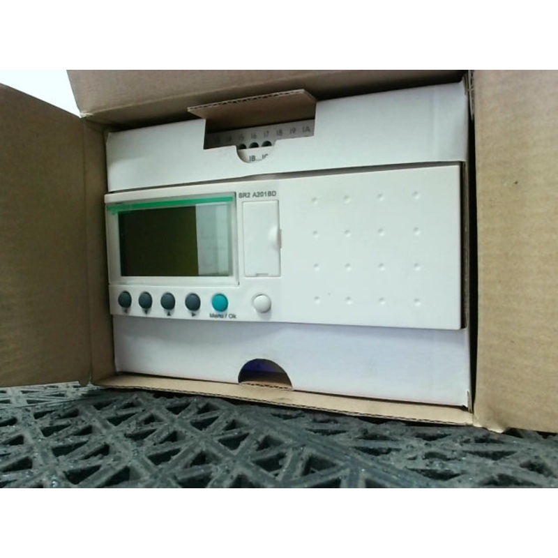 Schneider Electric SR2 A201BD Compact Smart Relay Zelio Logic 24VDC