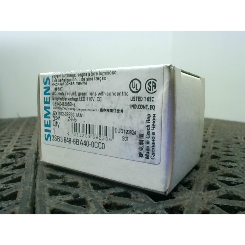 Siemens 3SB3 648-6BA40 LED 110V Indicator Light