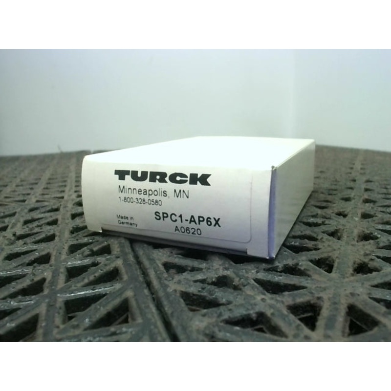 Turck SPC1-AP6X A0620 Smart Plug 10-30 VDC