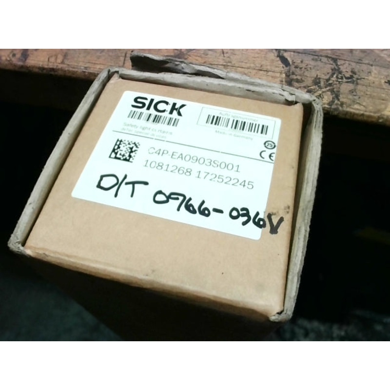 Sick C4P-EA0903S001 deTec 4 Safety Light Curtain Receiver 1081268 900mm Height 30mm Resolution, 30M Range