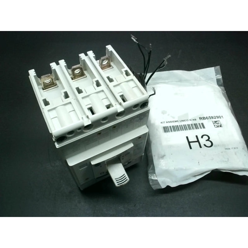 Allen Bradley 140G-H6C3-C25 25A Circuit Breaker 25A 600V 3P 25kA w/ Auxiliary