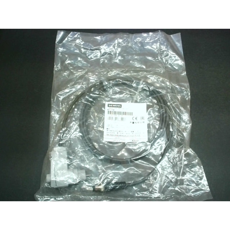 Siemens 6GT2091-4FH20 Network Cable 8Pin Straight M M12 Connector to 7Pin Angled F Connector 2M Wire 300V