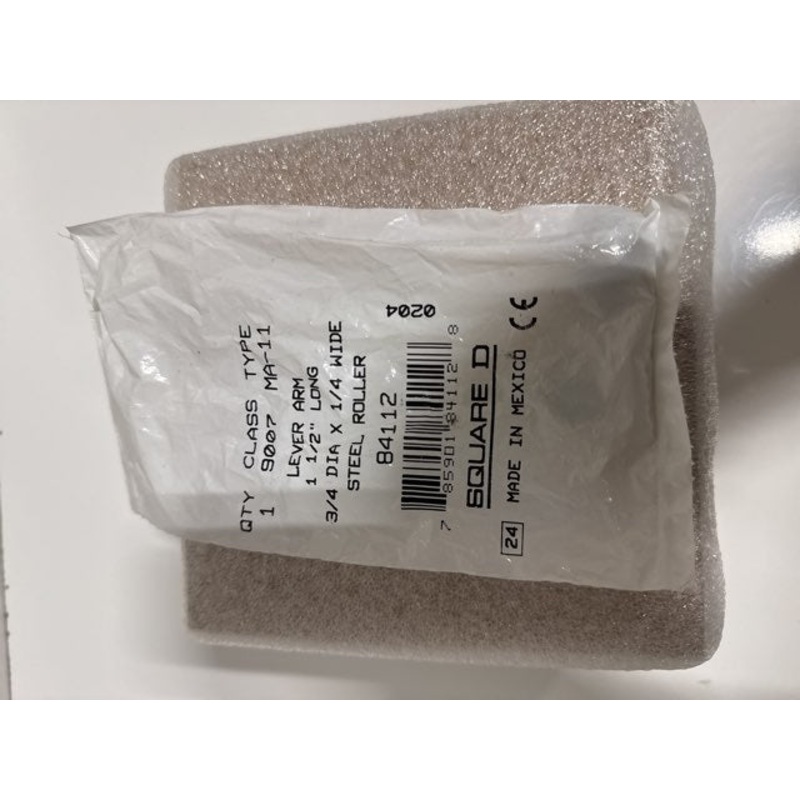 Square D 84112 MA-11 Lever Arm Roller 1 1/2 x 3/4 9007MA11
