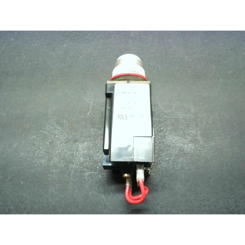 Allen Bradley 800MR-PT16 Pilot Light Push Button Amber Lens SerD