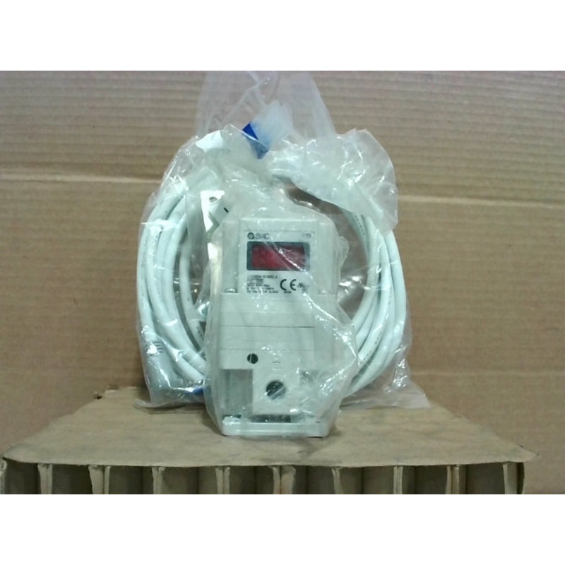 SMC ITV2050-01N3CL4 Electro-Pneumatic Regulator 1/4 NPT 24VDC 0.9 MPa 0.7-130psi
