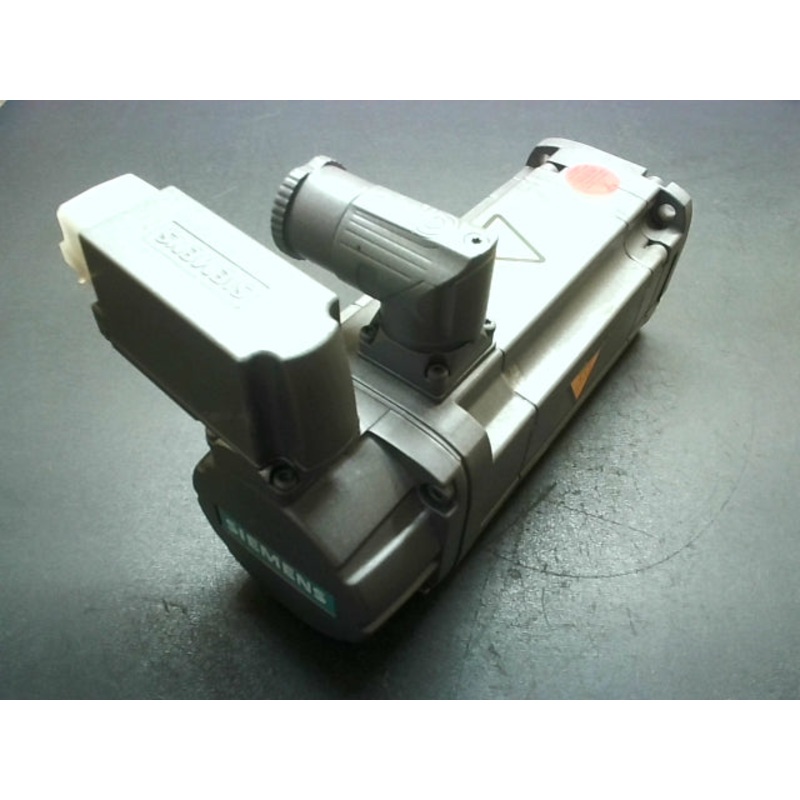 Siemens 1FT7034-1AK71-1FG1 SIMOTICS S Servo Motor 0.88kW / 1.18HP 6000RPM