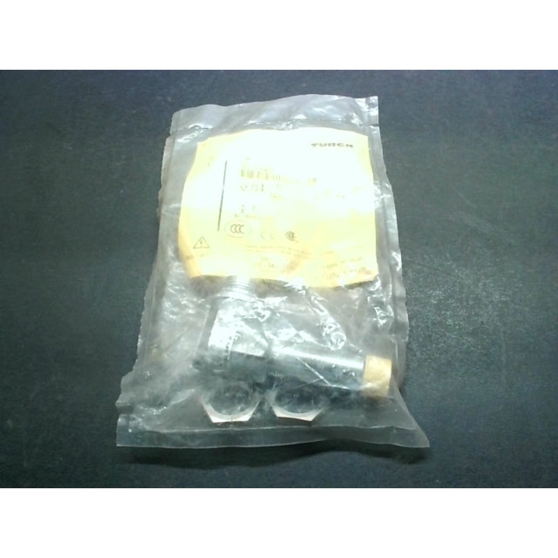 Turck NI10-G18-RZ3X-B1431 ProximitySensor 10mm Sensing 20-250VAC 10-300VDC 400mA AC 300mA DC