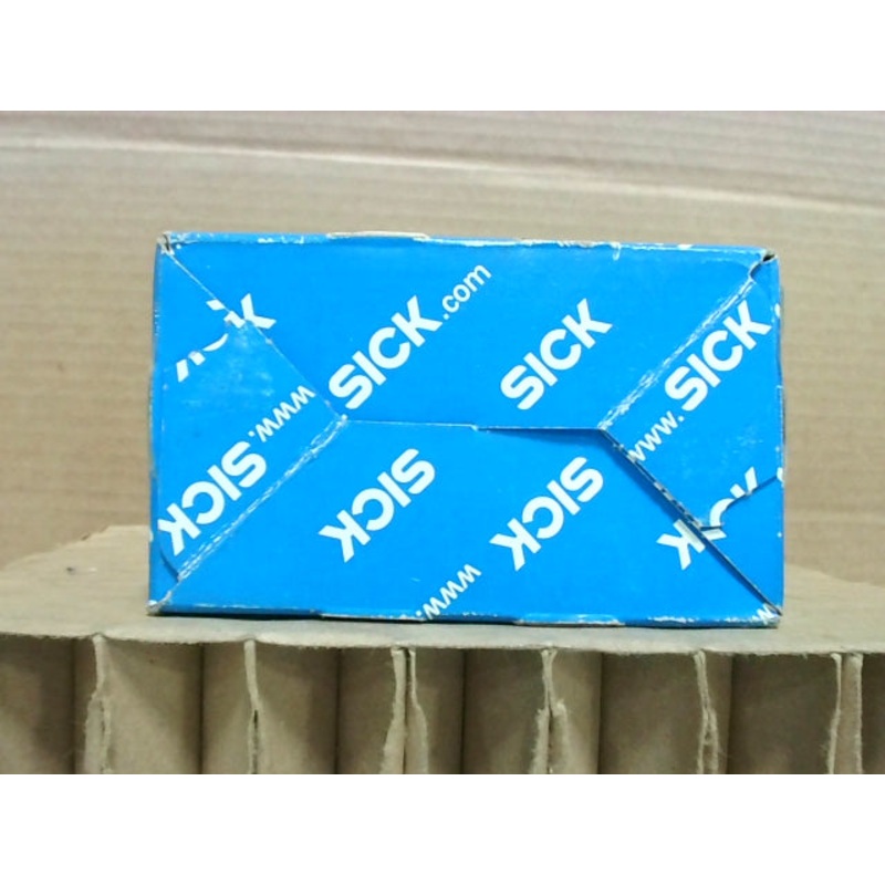 Sick WBT27-3P2411 Photoelectric Proximity Sensor Switch 10-30VDC